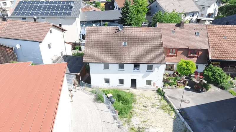 Für Macher mit Vision – begonnenes Sanierungsprojekt in Frontenhausen